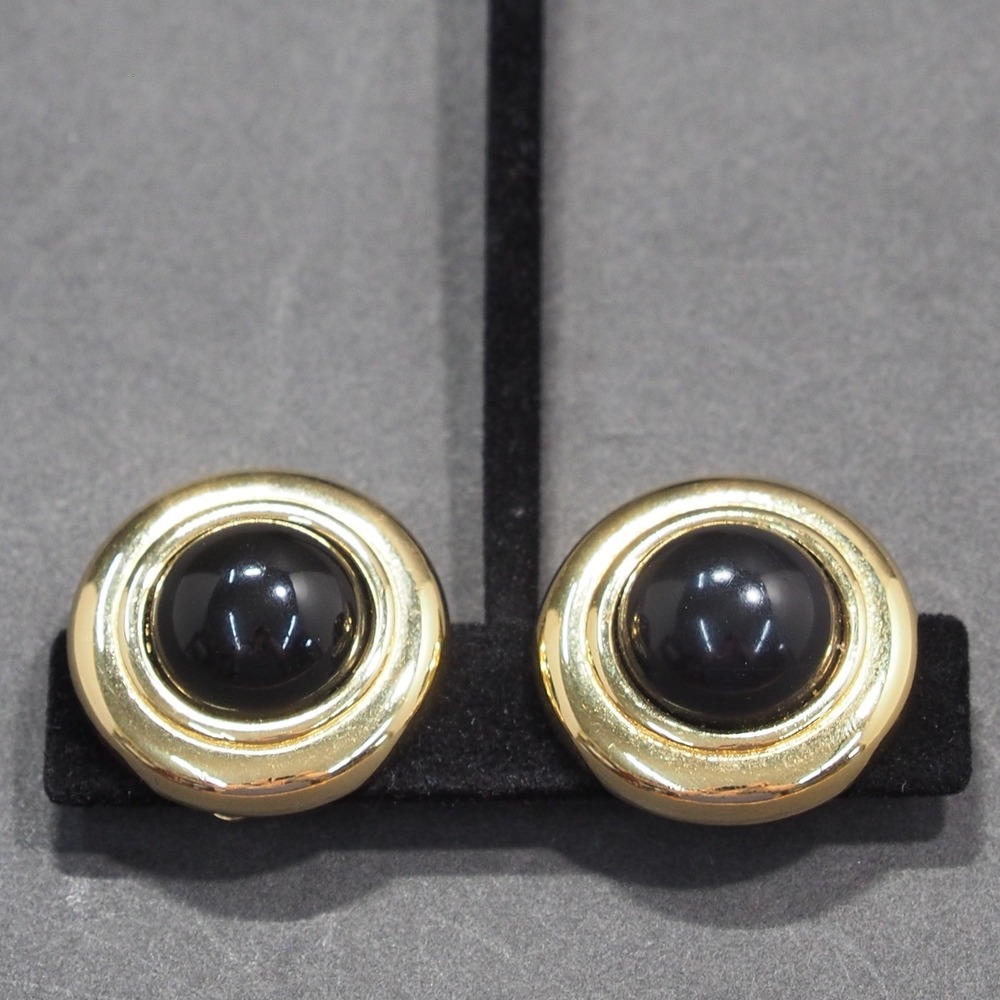 Vintage Earrings Black Cabochon Round Domed Clip On Gold Tone Polished Chunky
